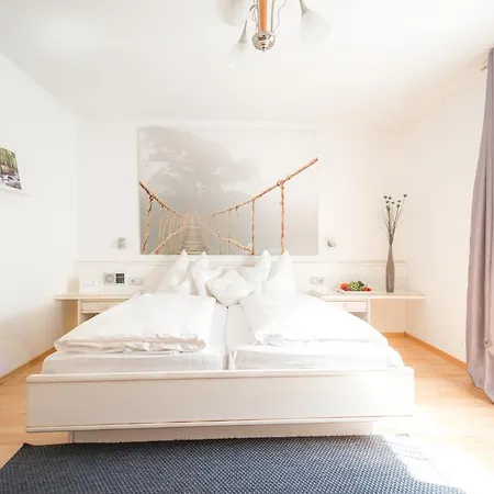 Der Torwirt Guest house